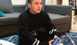 网红吃瓜男帅哥,揭秘男帅哥背后的故事